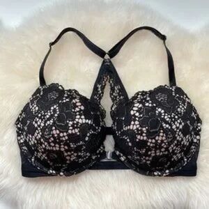 Victoria’s Secret Very Sexy Push up bra. Size 36C